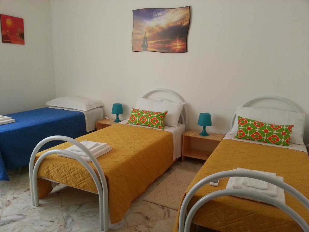 La Via Del Mare - Acireale Centro Storico Apartamento Quarto foto